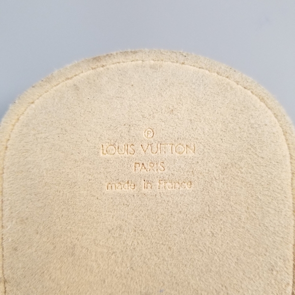 LOUIS VUITTON Classic Sunglasses Case Holder/France - Picture 9 of 16